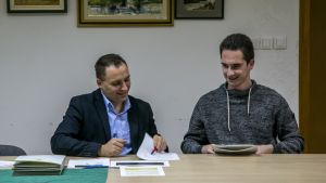 Načelnik sa studentima potpisao ugovore o dodjeli stipendija