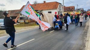 Vesela fašnička povorka u Maruševcu