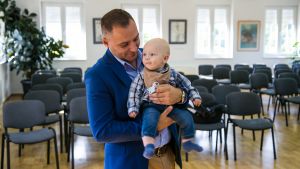 Načelnik Klapša primio roditelje i bebe rođene u posljednjih šest mjeseci