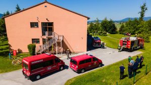 Vatrogasci uspješno odradili pokaznu vježbu evakuacije učenika i gašenja požara u područnoj školi u Druškovcu