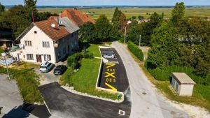 Sanirano klizište i uređeno parkiralište u Čalincu